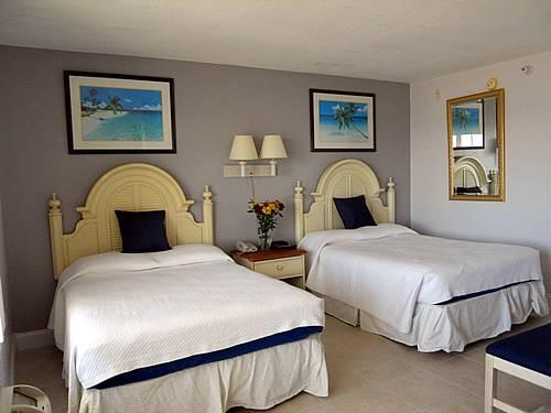 Отель Pierview Hotel and Suites