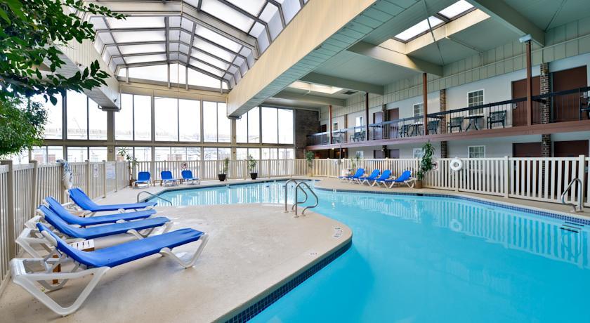 Отель Clarion Hotel Conference Center New Cumberland