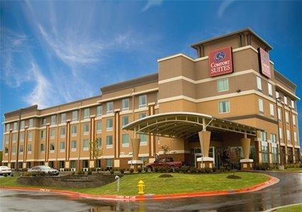 Отель Comfort Suites Bentonville