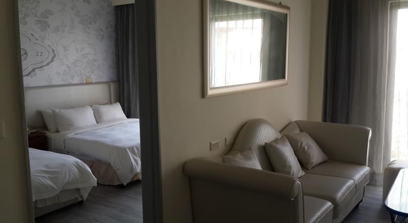 Отель Holland Resort