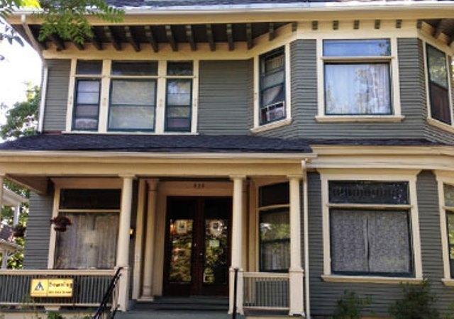 Хостел HI - Syracuse, Downing International Hostel
