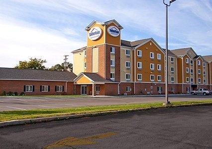Отель Suburban Extended Stay Hotel South Bend