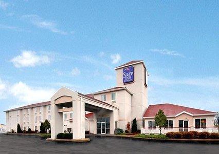 Отель Sleep Inn & Suites Port Clinton