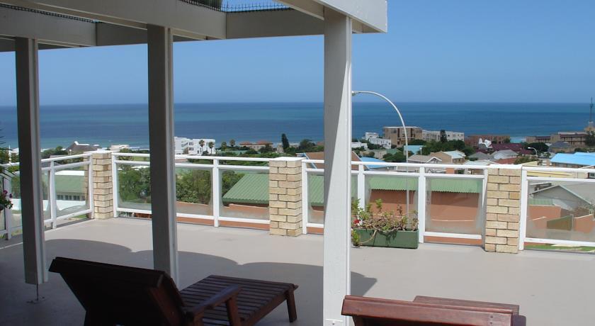 Мини-отель On The Bay Guesthouse
