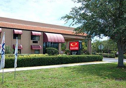 Отель Econo Lodge Fort Pierce