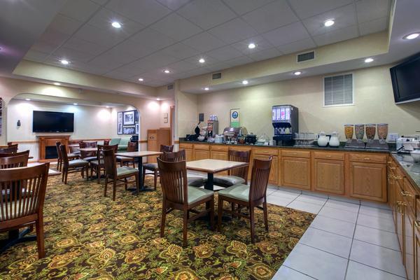 Отель Country Inn & Suites Paducah