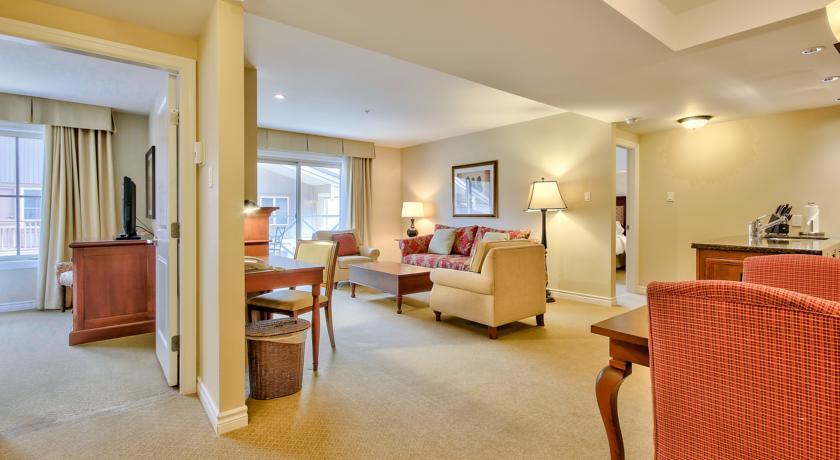 Апартаменты Residences at the Sun Peaks Grand