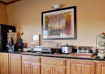 Отель Quality Inn Pontiac