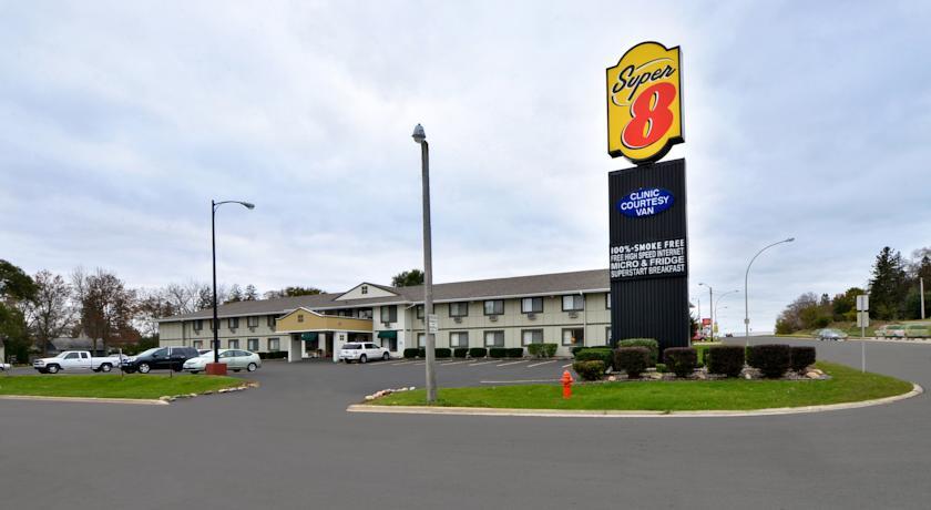 Отель Super 8 South Broadway