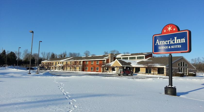 Отель AmericInn Lodge & Suites Burlington