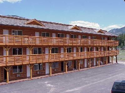 Отель The Bull Moose Lodge