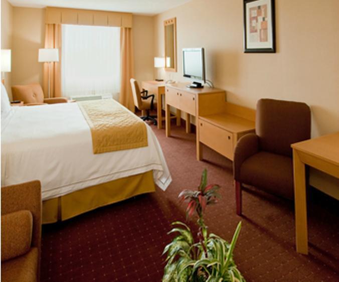 Отель Holiday Inn Express SALTILLO ZONA AEROPUERTO