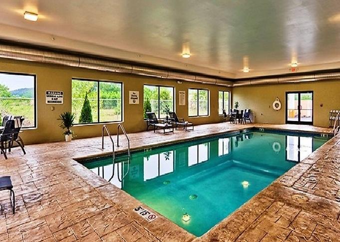 Отель Holiday Inn Express Chillicothe East