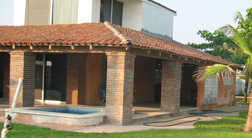 Апартаменты The Sea Lake House