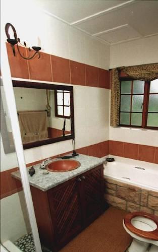 Вилла Khandizwe River Lodge