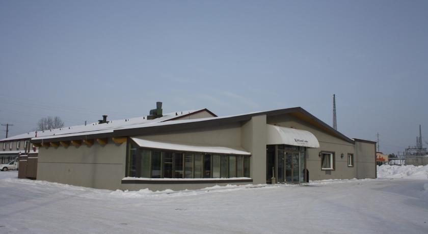 Отель KL Inn and Suites