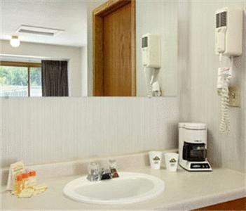 Отель Days Inn Red Wing