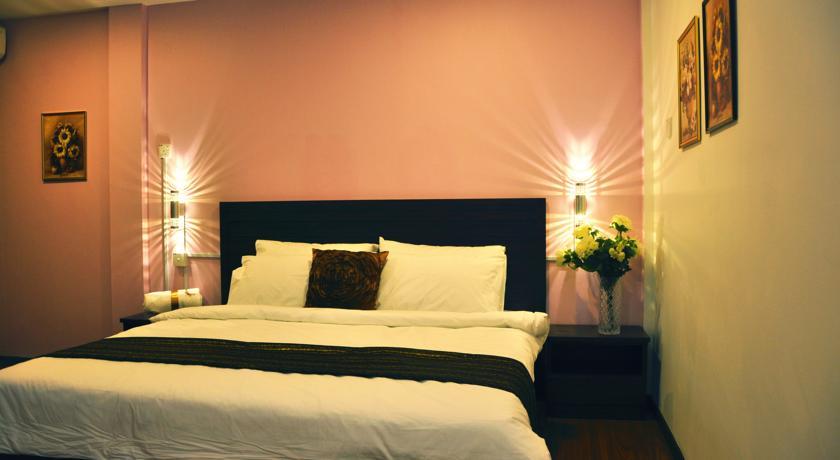 Отель D'View Villa & Guest House