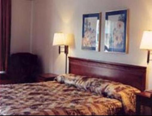 Отель Days Inn Fort Payne