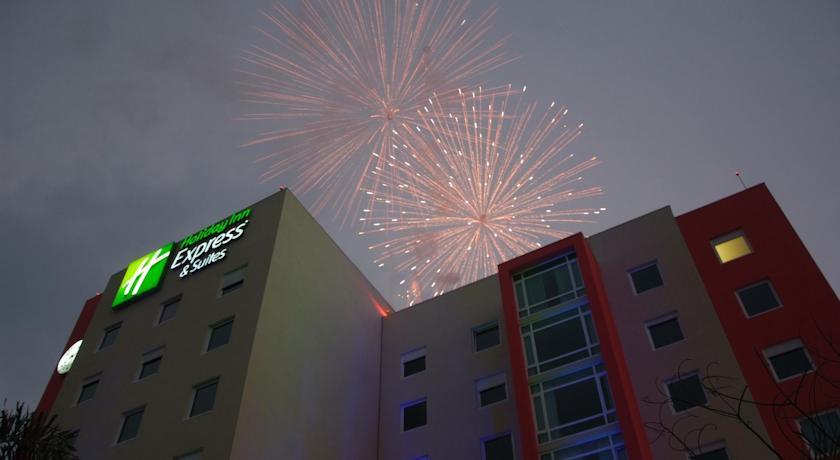 Отель Holiday Inn Express & Suites Cuernavaca