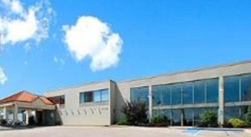 Отель Howard Johnson Inn & Convention Center Hastings