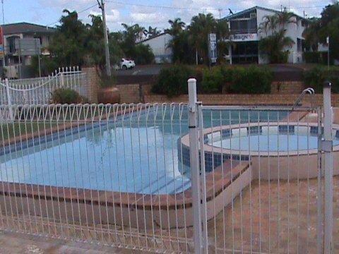 Отель Sun Plaza Motel