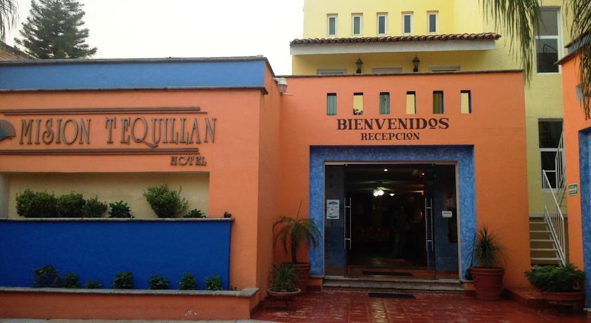 Отель Hotel La Rienda Mision Tequillan