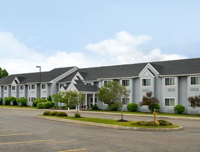 Отель Microtel Inn & Suites Springville