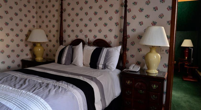Отель Jane Fargo Hotel