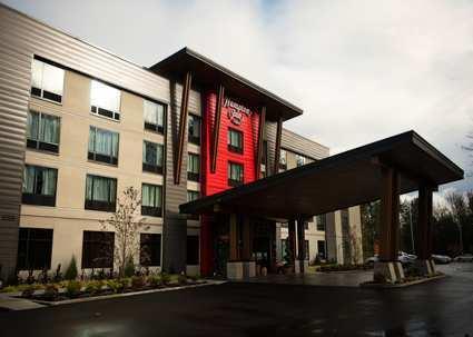Хостел Hampton Inn by Hilton Chilliwack