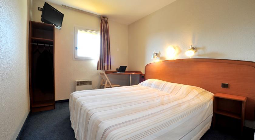 Отель Hôtel Balladins Sarcelles