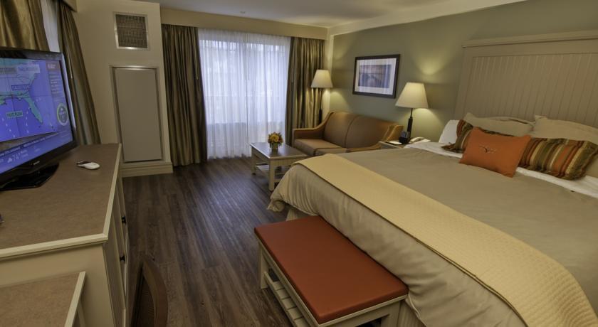 Отель 1000 Islands Harbor Hotel
