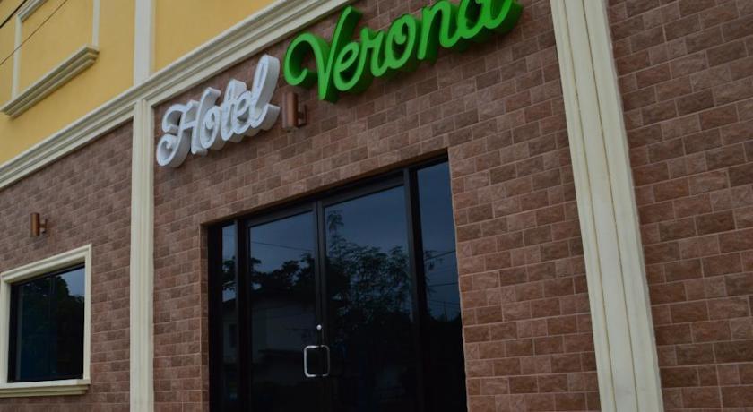 Отель Hotel Verona