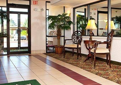 Отель Quality Inn Saraland