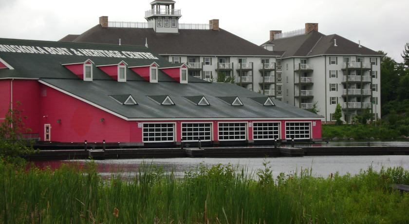 Апартаменты Muskoka Wharf Suites by AAA Properties