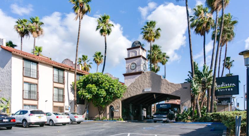 Отель Radisson Suites Hotel Buena Park