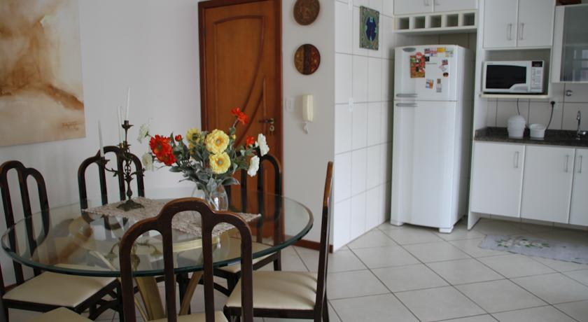 Apto em Jurere