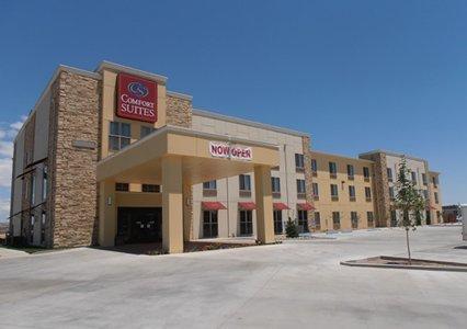 Отель Comfort Suites Farmington