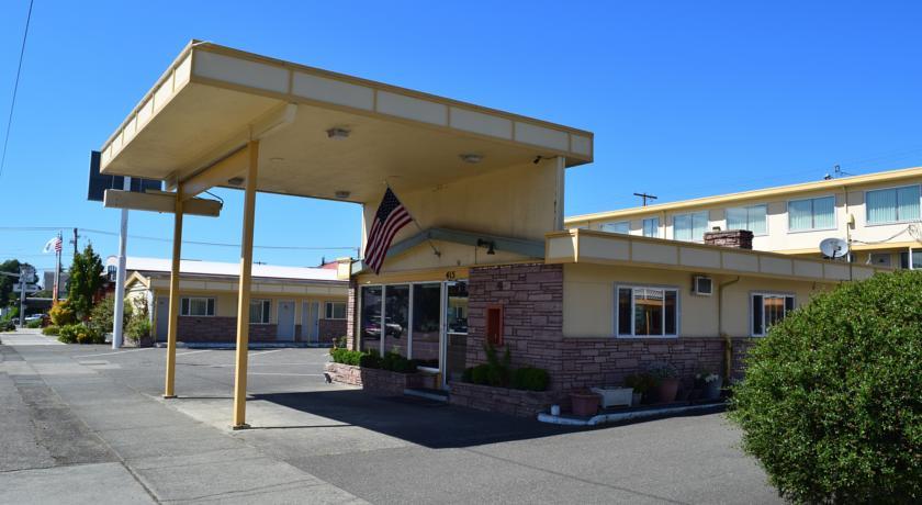 Отель Flagstone Motel