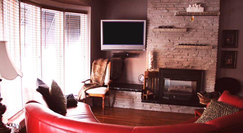 Мини-отель Hartman House Bed and Breakfast
