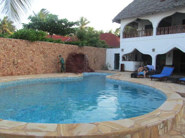 Отель Zanzibar House