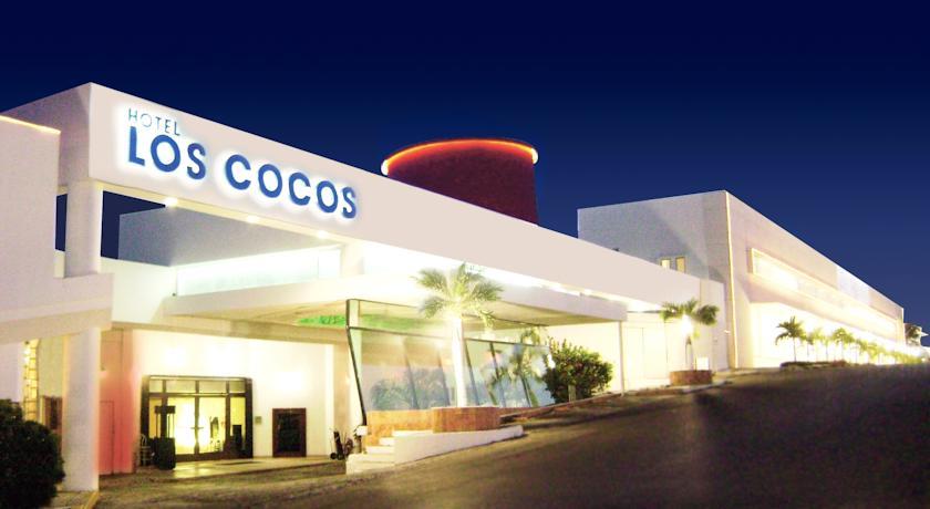 Отель Hotel Los Cocos Chetumal