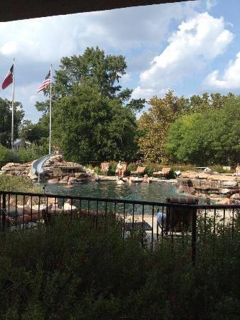 Отель Fredericksburg Inn and Suites