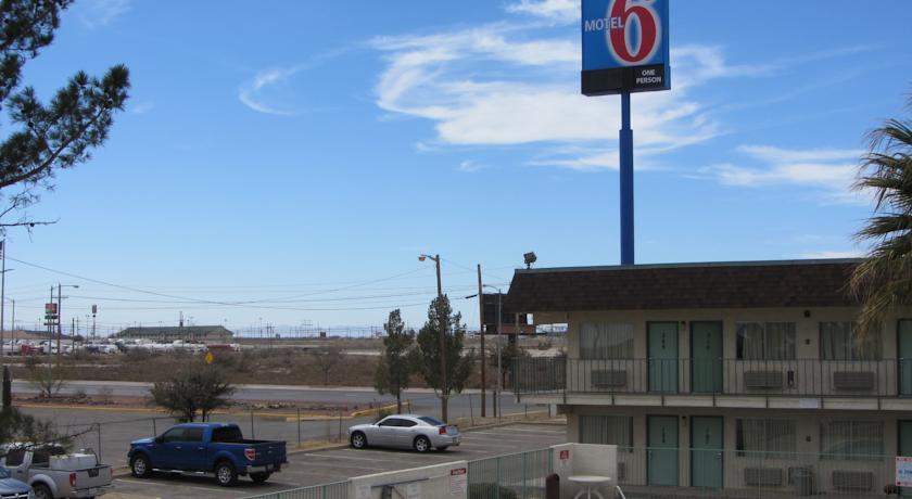 Отель Motel 6 Pecos