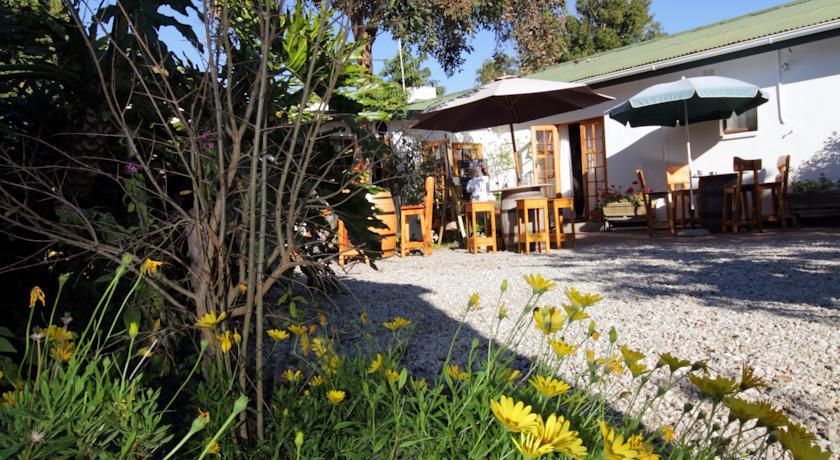Хостел Nothando Backpackers Lodge