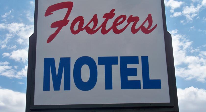 Отель Foster's Motel