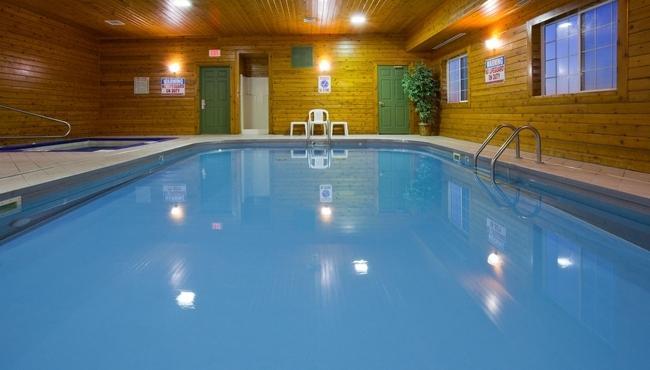 Отель Country Inn & Suites by Carlson Watertown
