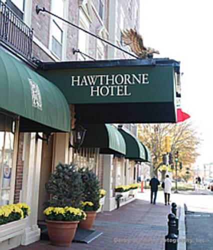 Отель Hawthorne Hotel