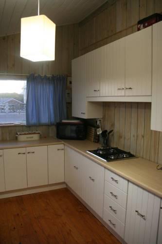 Апартаменты Rustic beach house