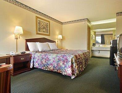 Отель Days Inn Saraland